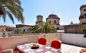 Magic Atico In The Heart Of The Old Town